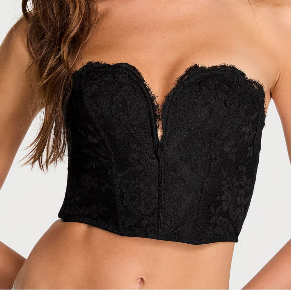 VICTORIA'S SECRET Dare to Dream Lace Deep-V Cropped Corset Top